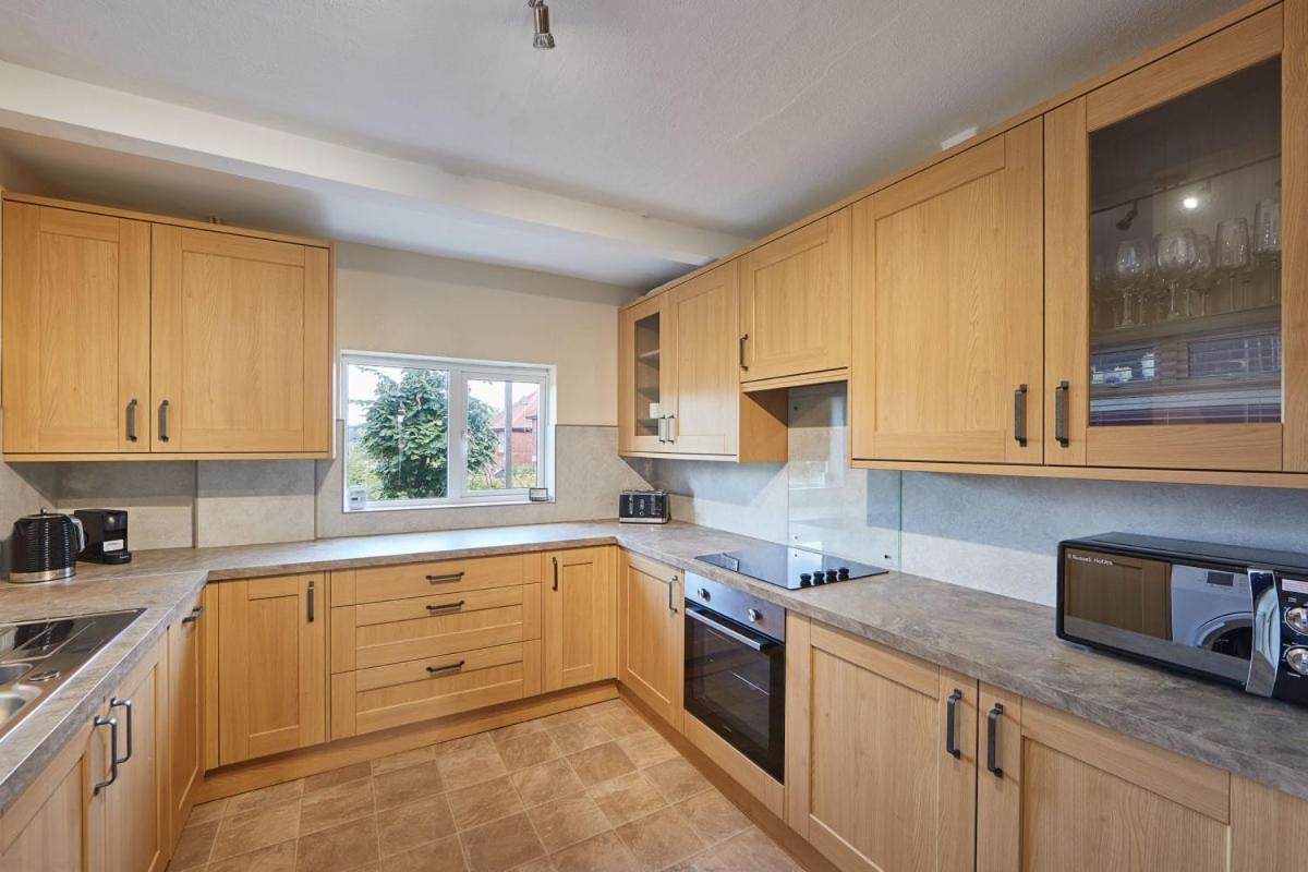 Blue Sky 3 Bedroom Cottage Whitby Exterior foto